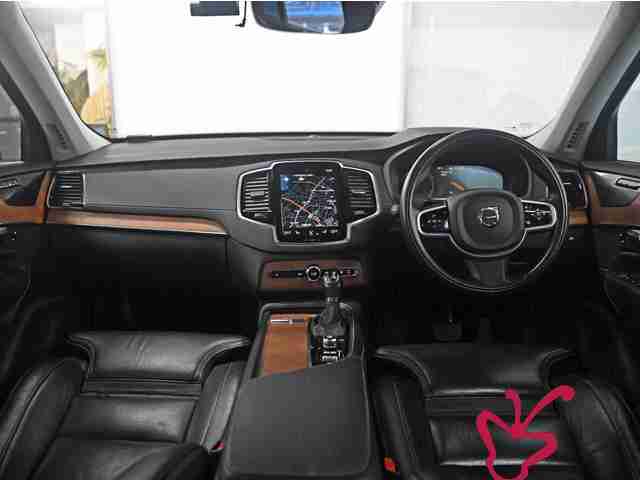 Volvo xc90-2020